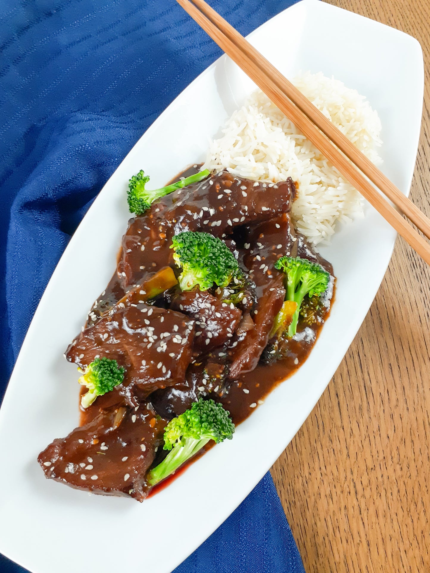 Boeuf au Brocoli avec Riz Basmati